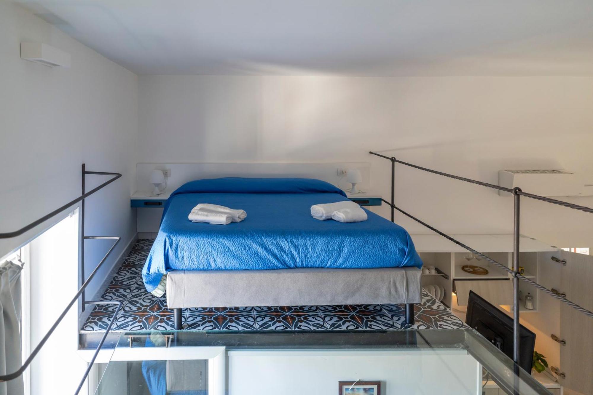 Le Suite Del Castello Castellammare di Stabia Bagian luar foto