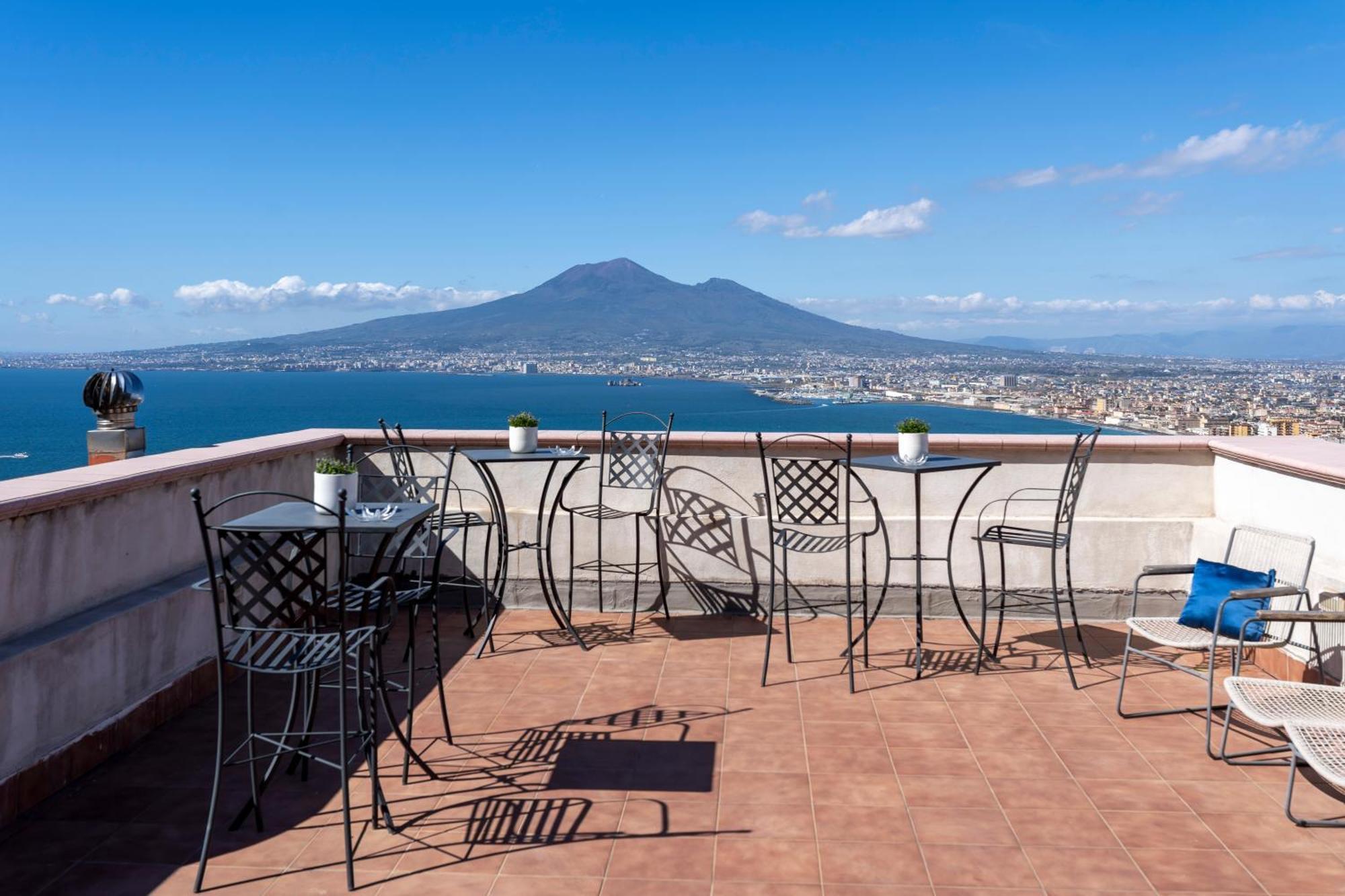 Le Suite Del Castello Castellammare di Stabia Bagian luar foto