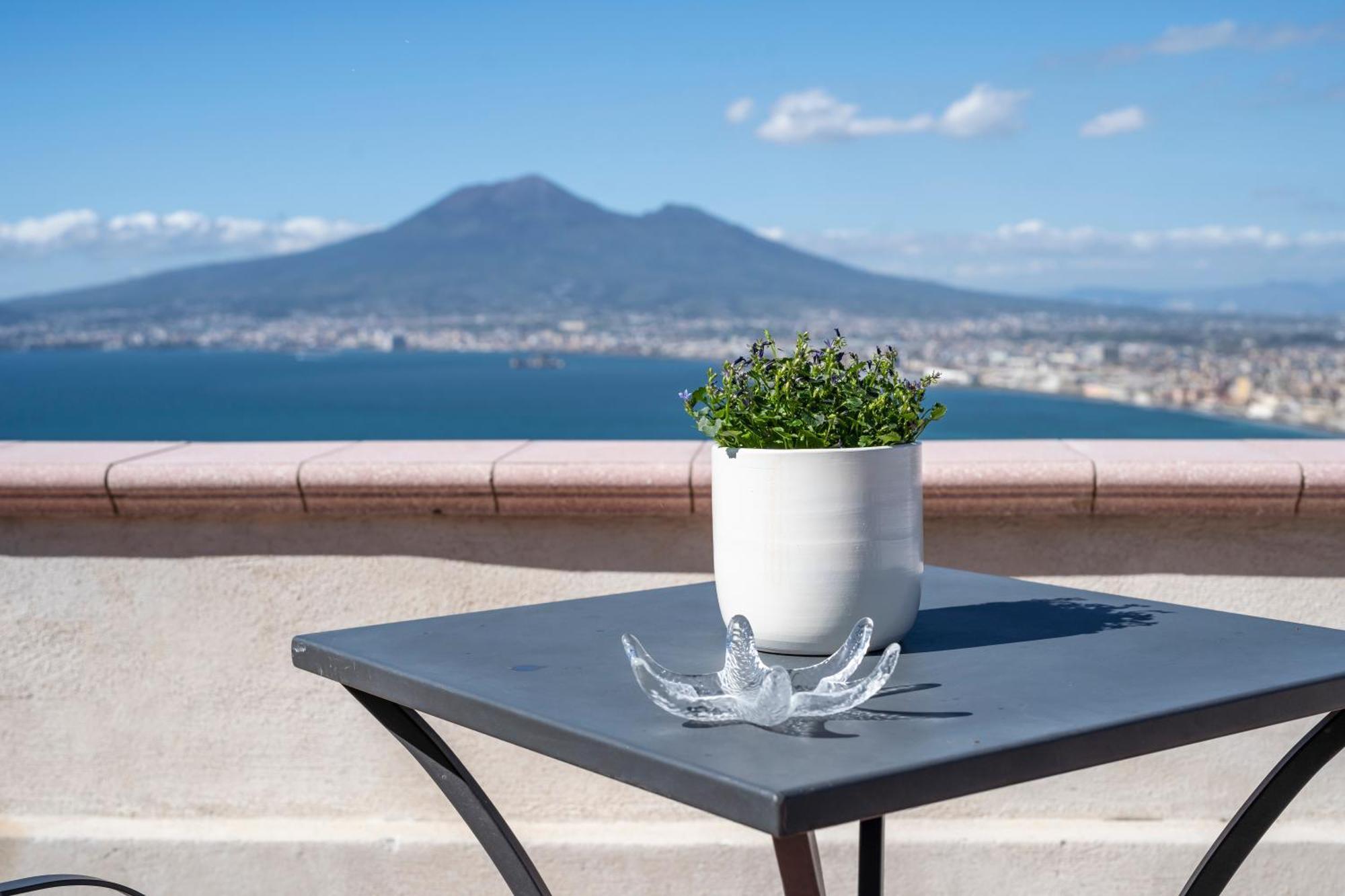 Le Suite Del Castello Castellammare di Stabia Bagian luar foto